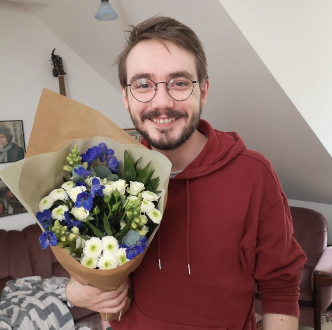 "Jeg har aldrig været specielt overpræsterende og har haft svært ved matematikken på studiet, så jeg har ofte overvejet, om jeg skulle droppe ud. Men efter bacheloren var jeg ikke i tvivl om, at jeg havde valgt rigtigt." (Privatfoto)