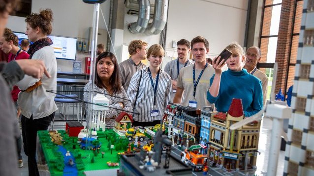 Klik her for information om Nordeuropas største laboratorium-arrangementet i Aarhus.