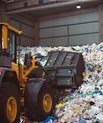 Ny teknologi gør det muligt at sortere plast ud fra en renere kemisk sammensætning, end det er muligt i dag, og det åbner op for helt nye muligheder for genanvendelse af plastik. Foto: Vestforbrænding.
