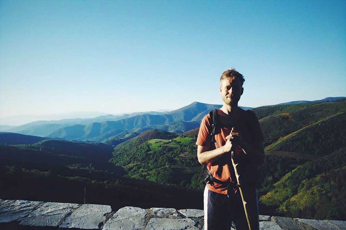 After two failed attempts to obtain a PhD, Jakob went on a long trip to get away from it all. The dream of a research career was shattered, right up until an email ticked in on the long Camino hike. Photo: Private photo.