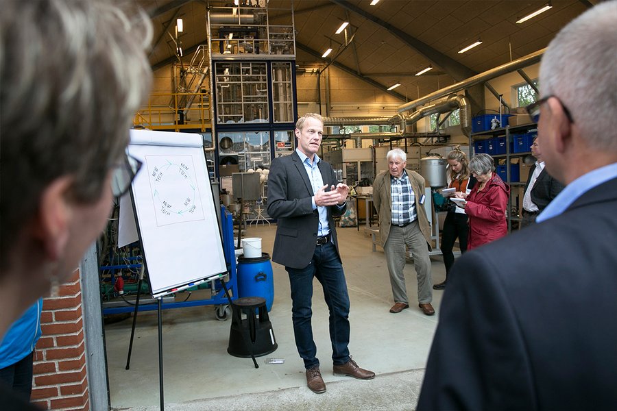 Lars Ditlev Mørck Ottosen, head of the chemical and biotechnology section at the Department of Engineering, Aarhus University, here seen at the research center AU Foulum. Photo: AU Foto.